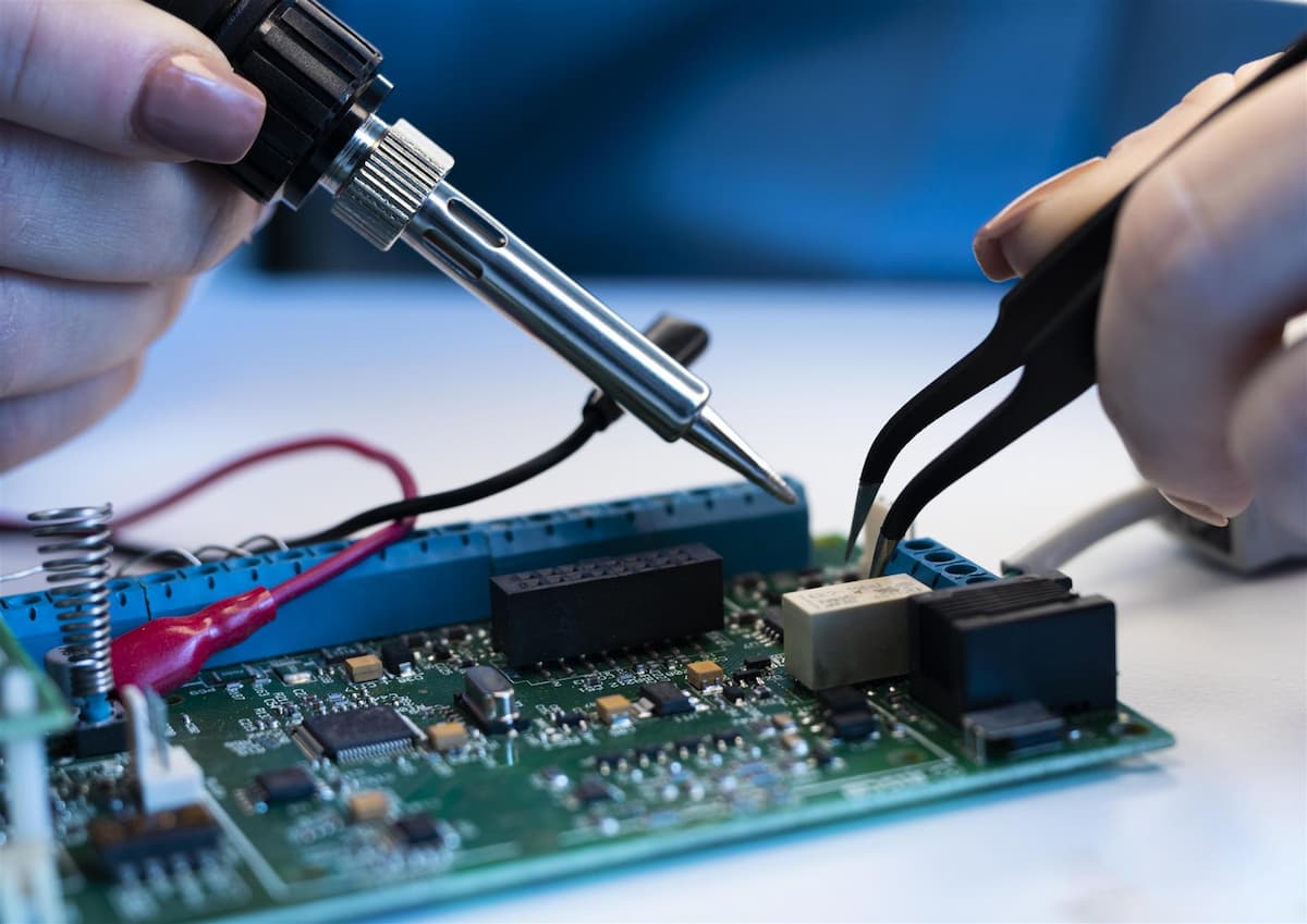 Component-level board repair at Aspire